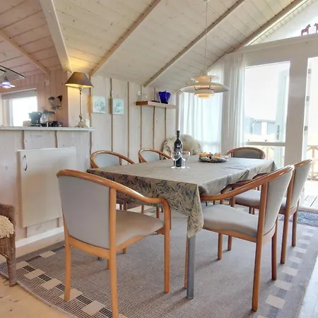 Egidia - 50m From The Sea By Interhome *