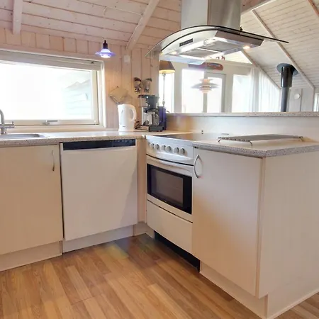 Egidia - 50m From The Sea By Interhome